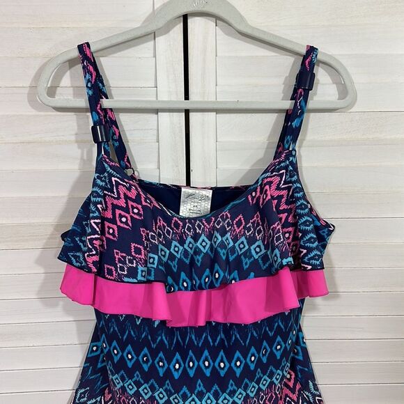 Kian D Swimsuit Size 4X One Piece NWOT - Picture 3 of 15